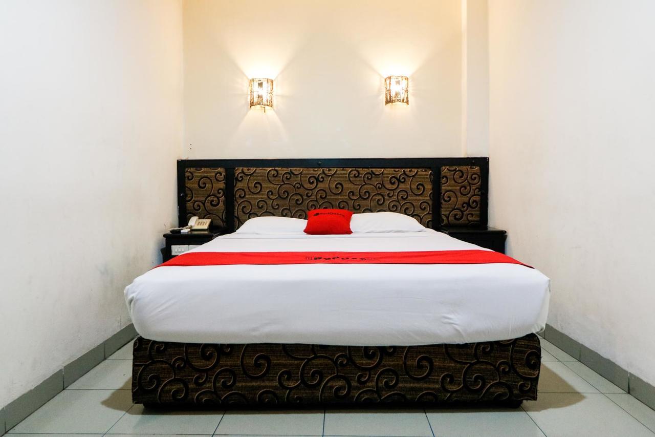 Reddoorz Plus @ Jalan Dr Sutomo Pakanbaru Exteriör bild