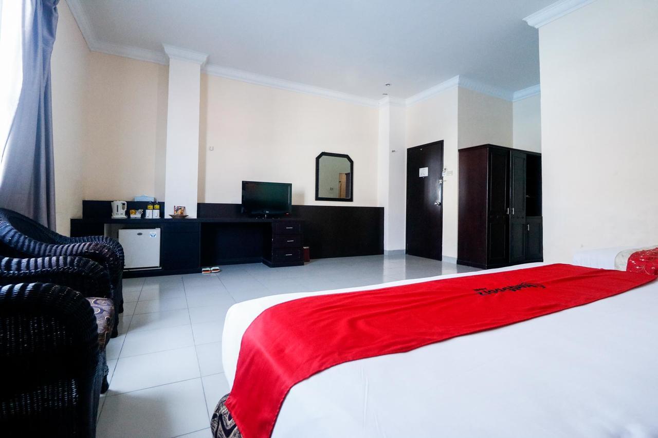 Reddoorz Plus @ Jalan Dr Sutomo Pakanbaru Exteriör bild